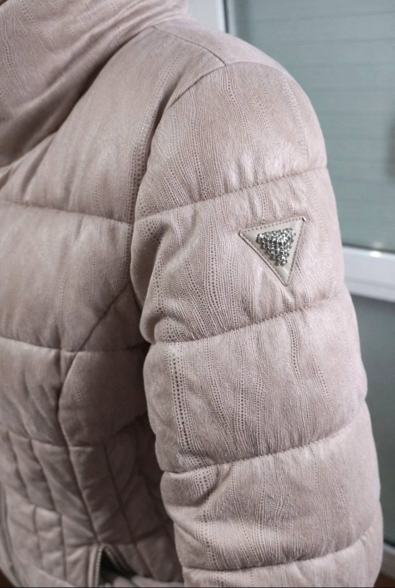 🔥 Guess chaqueta original NUEVA – beige elegante entallada – talla M – photo 5